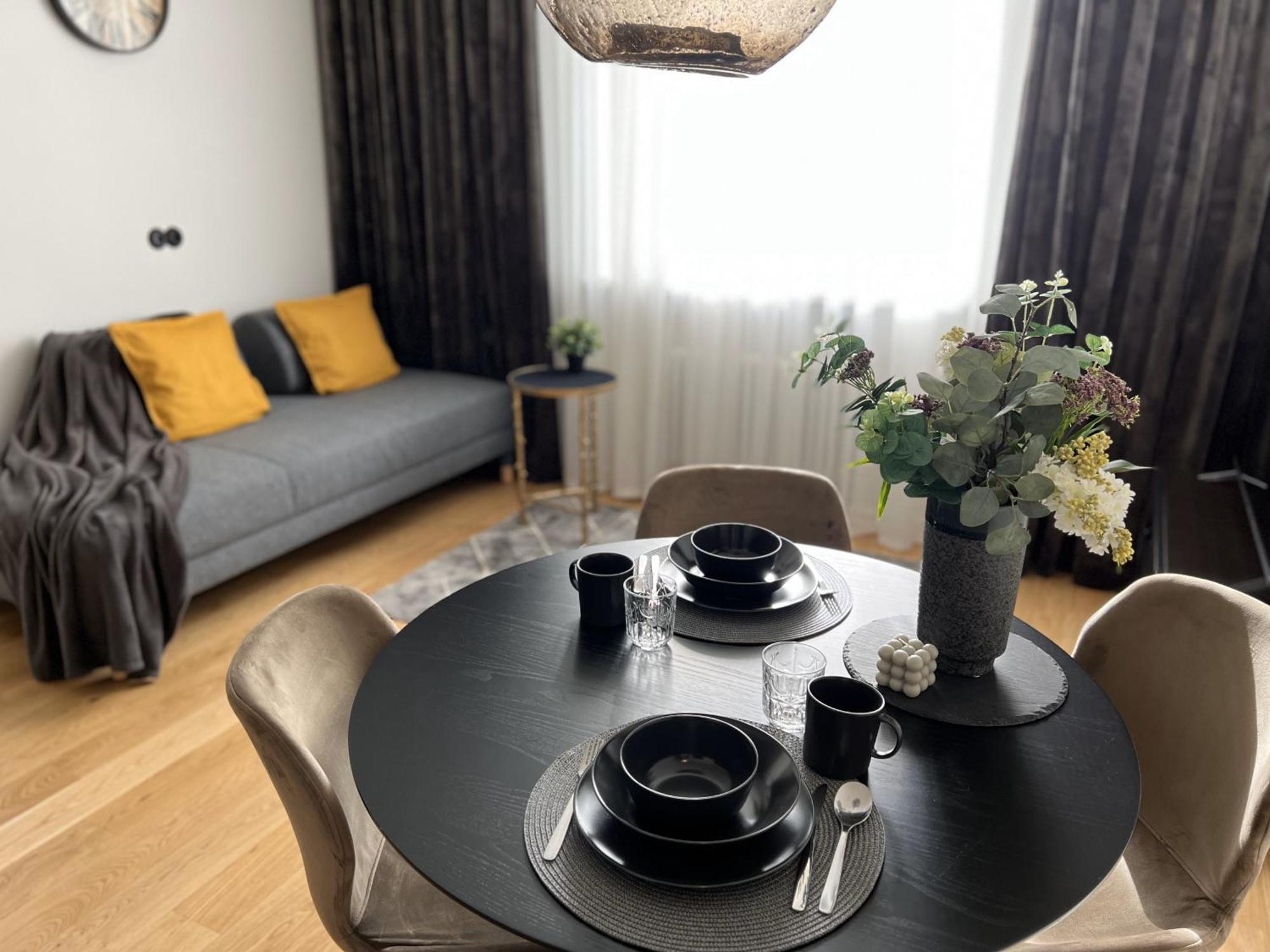 Cozy Apartment In Old Town Tartu Exterior foto